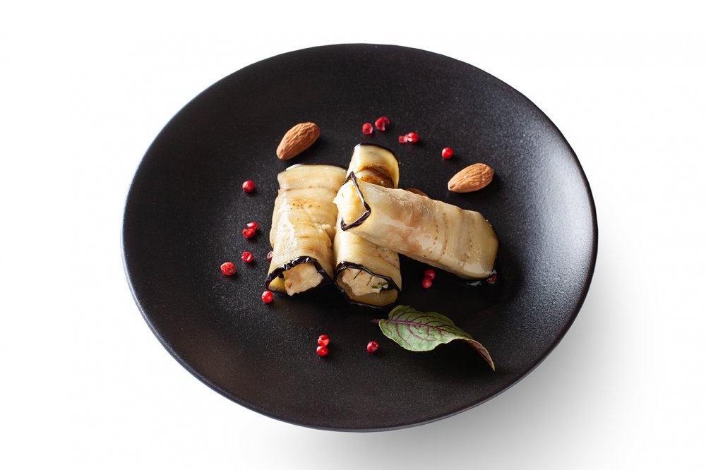 Рулетики из баклажанов